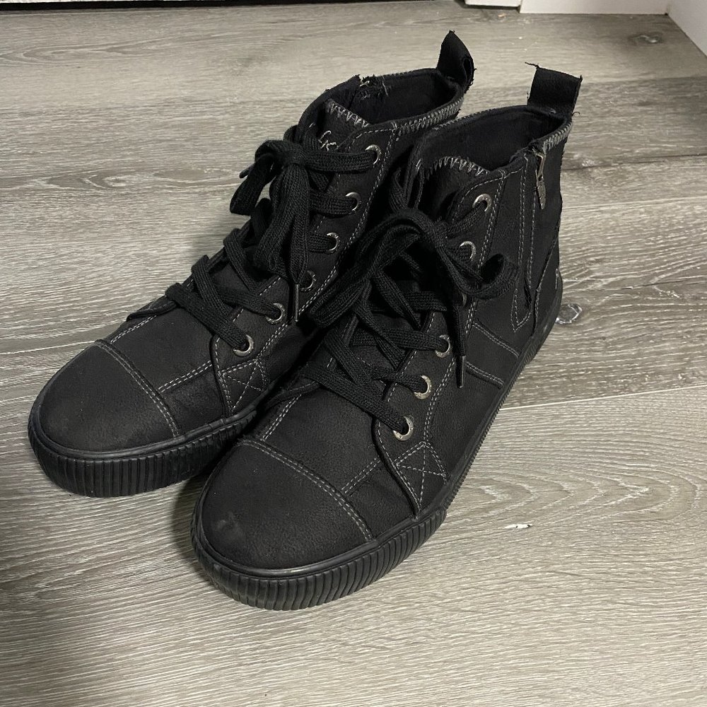 Black platform sneakers/shoes